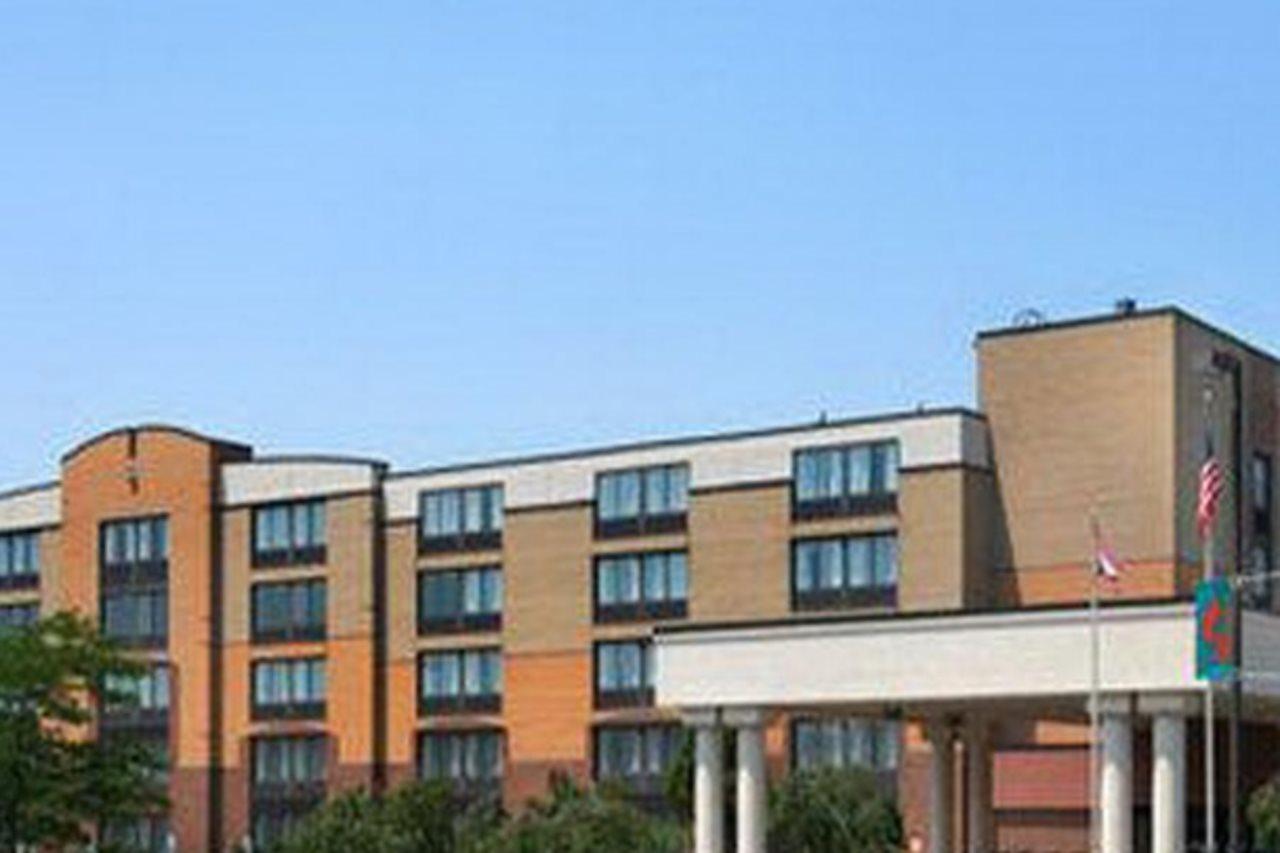 Fairbridge Hotel Cleveland East Wickliffe المظهر الخارجي الصورة