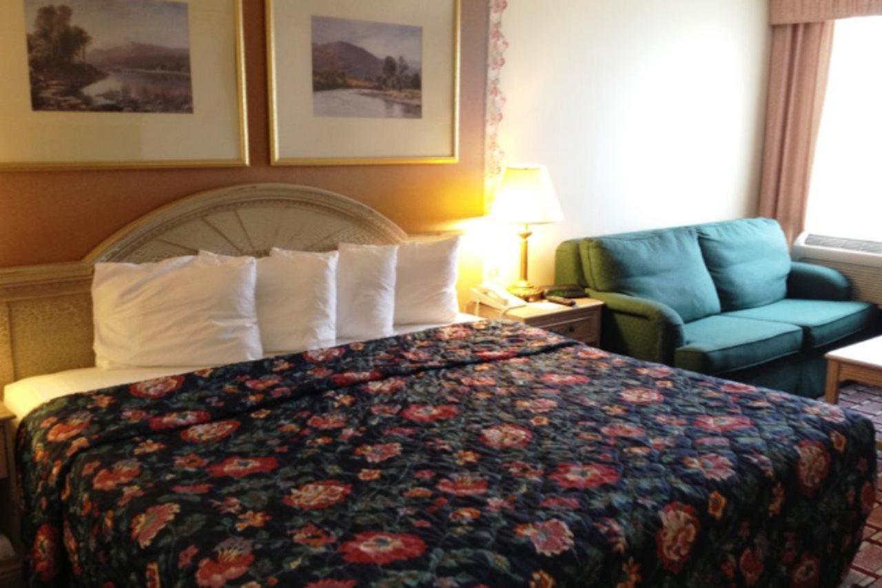 Fairbridge Hotel Cleveland East Wickliffe المظهر الخارجي الصورة