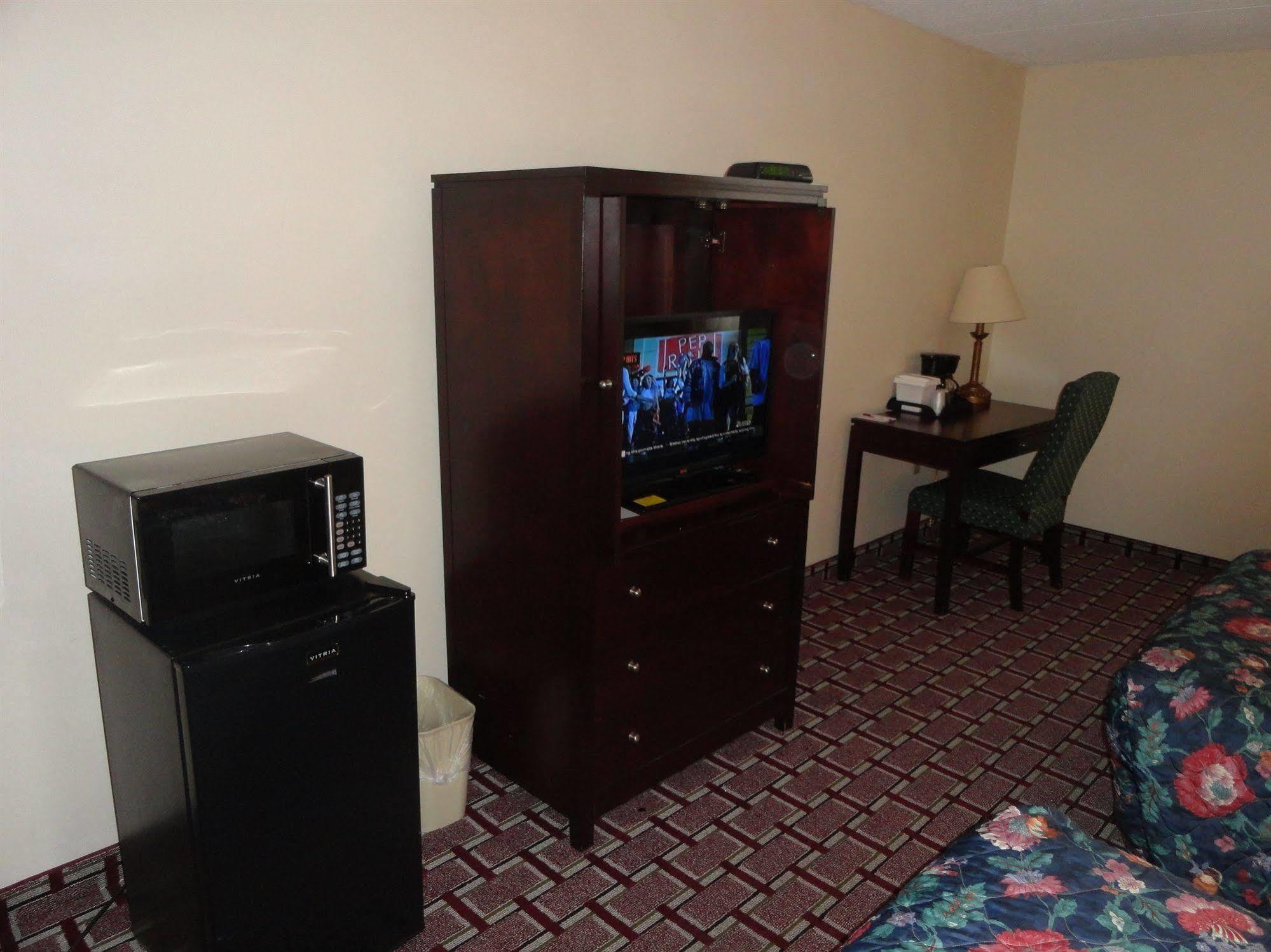 Fairbridge Hotel Cleveland East Wickliffe المظهر الخارجي الصورة